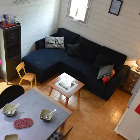 Apartment Maison Cap D'agde, 1 Piece, 4 Personnes - Fr-1-249-243 *