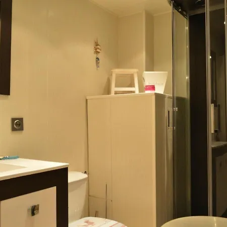 Apartment Maison Cap D'agde, 1 Piece, 4 Personnes - Fr-1-249-243 Agde